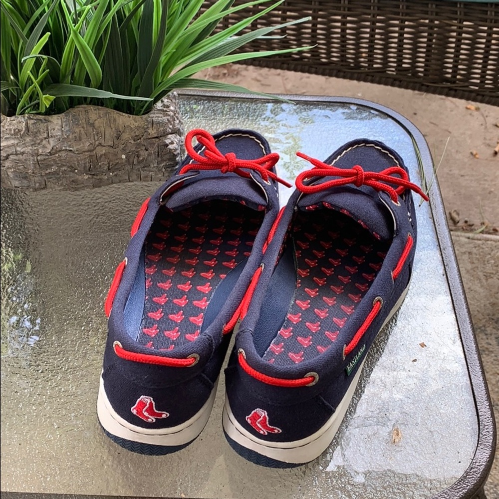 Red Sox Used Women’s 9 Eastland Boat Shoe